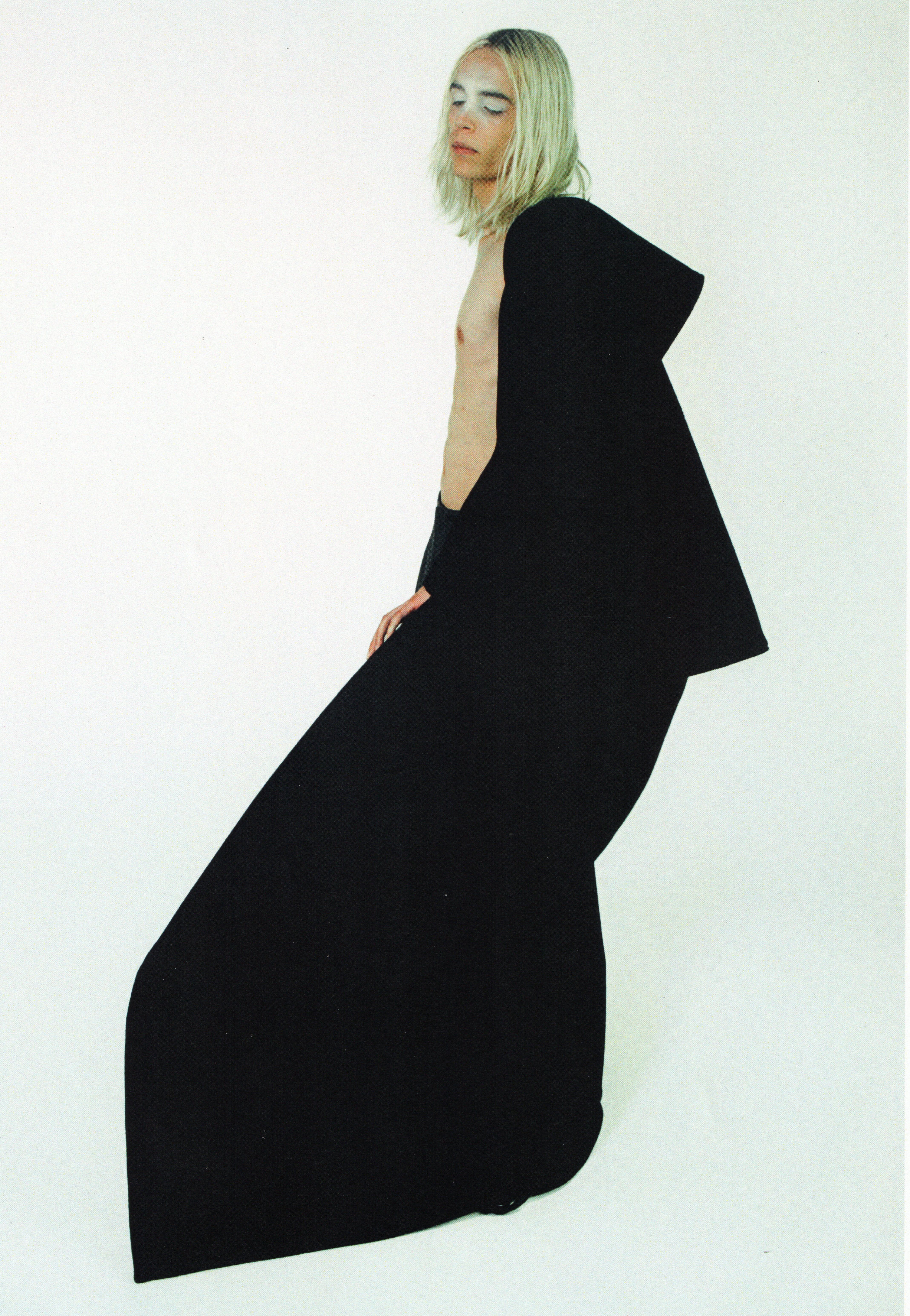 Description of Image 3